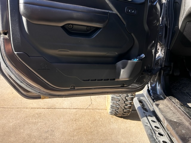 User Media for: Unofficial Use Only Replacement Front and Rear Door Pockets - JT/JL 4Dr