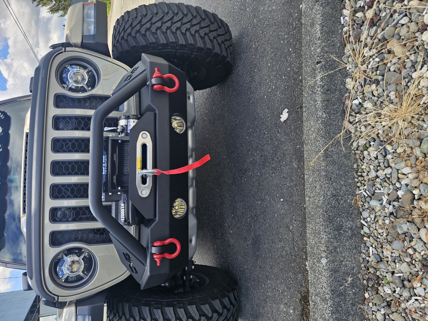 User Media for: DV8 Offroad Hammer Stubby Front Bumper - JT/JL/JK