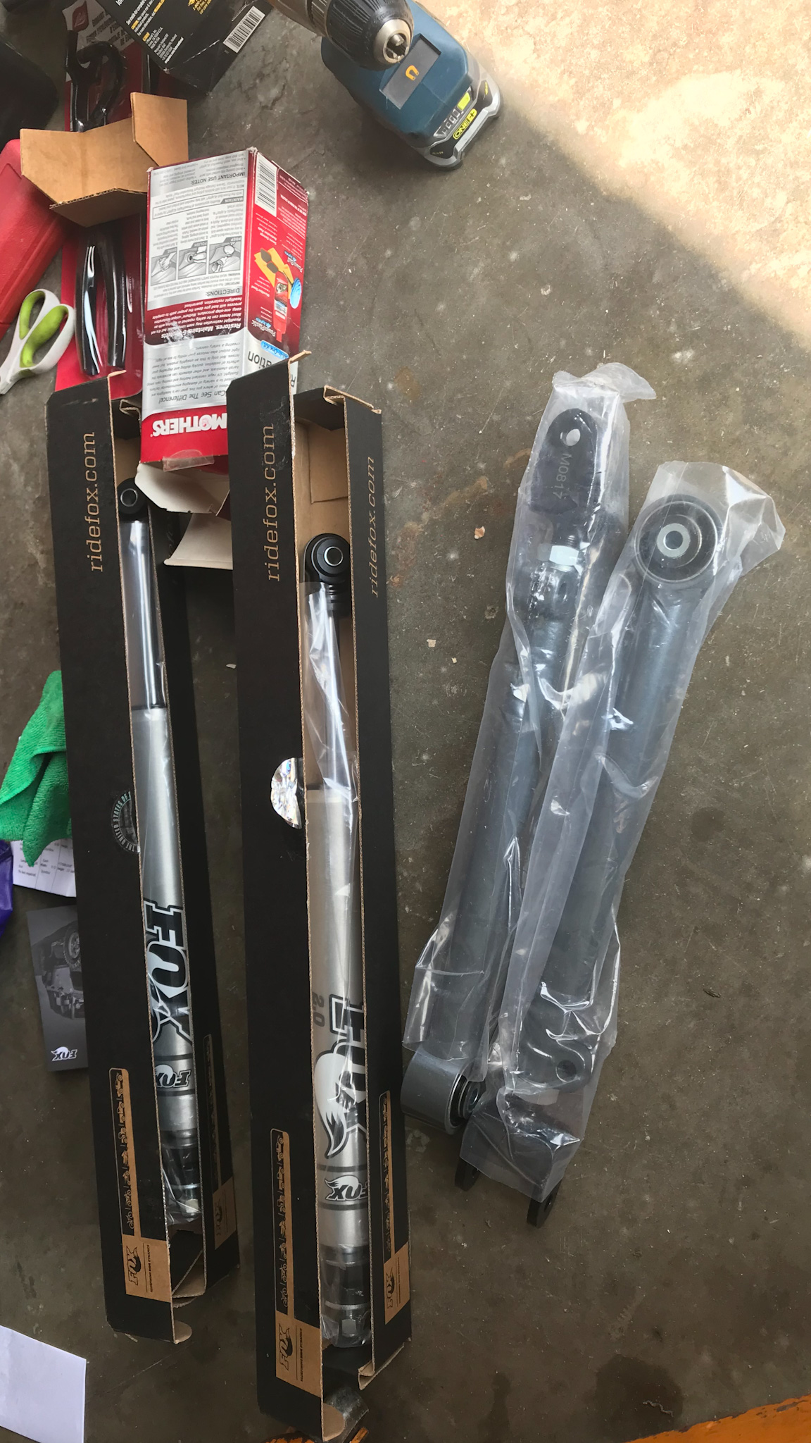 User Media for: Fox 2.0 Performance Series IFP Racing Shock Front 1.5-3.5IN Lift - JK