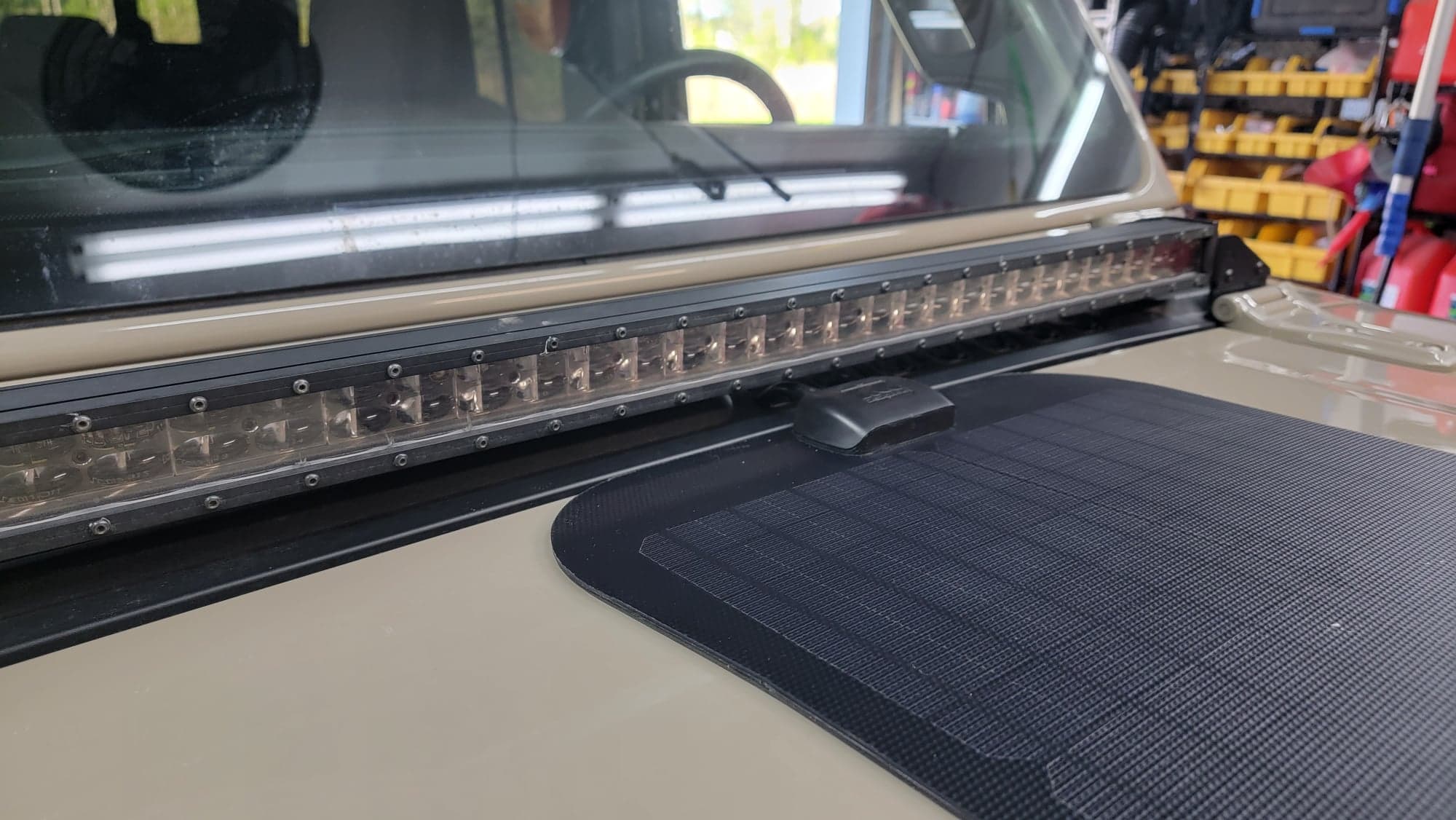 User Media for: Cascadia 4x4 VSS Hood Solar Panel System - JT/JL Rubicon Only