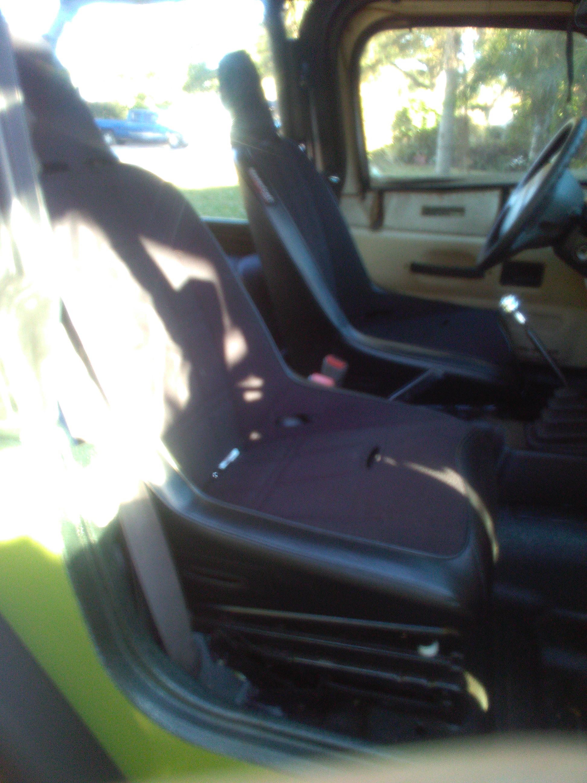 User Media for: MasterCraft Nomad Front Seat Black Pair