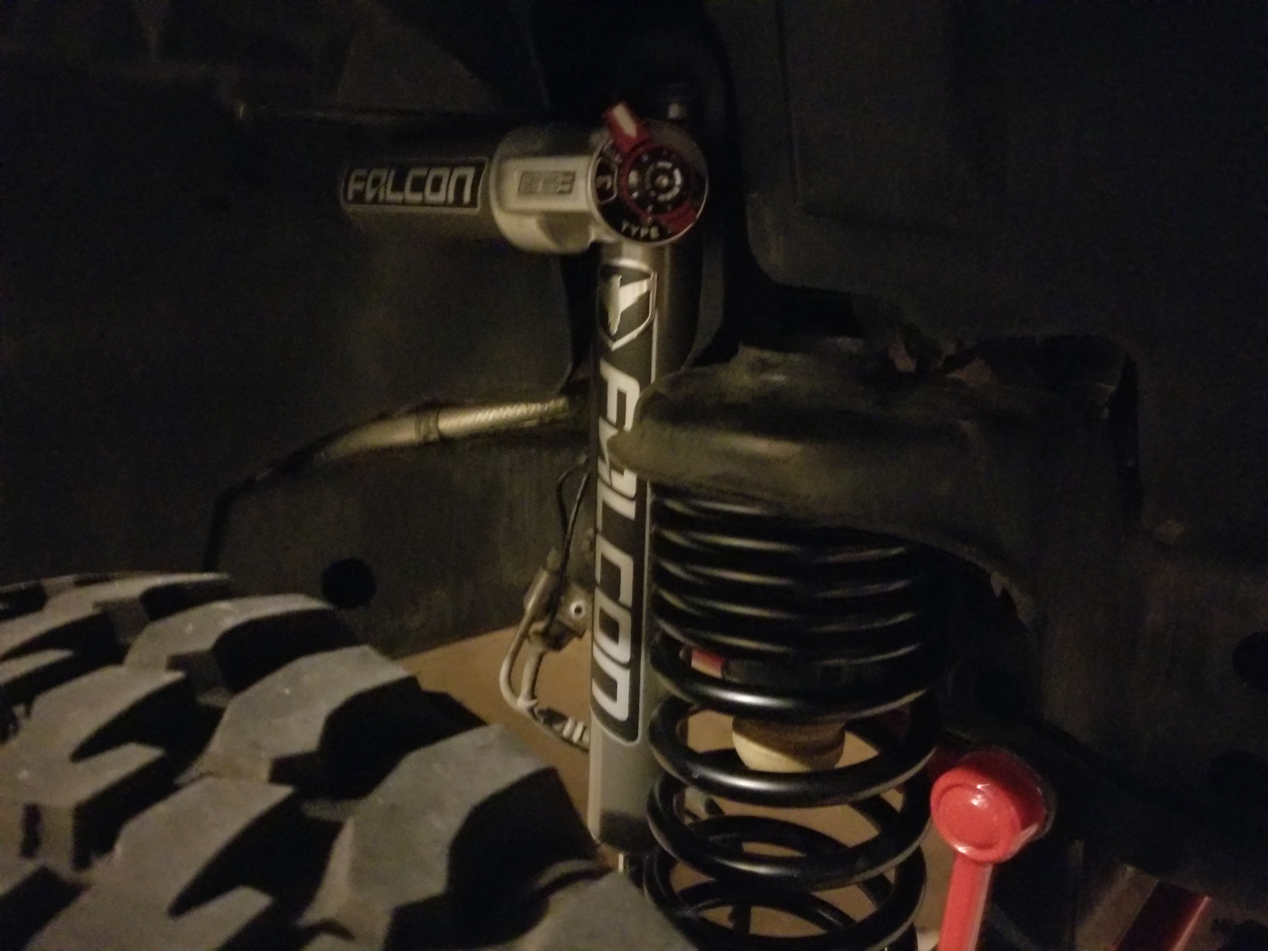 User Media for: Teraflex Falcon Series 3.3 Adjustable Piggyback Shocks Front & Rear Kit 5-6in Lift - JK 4DR