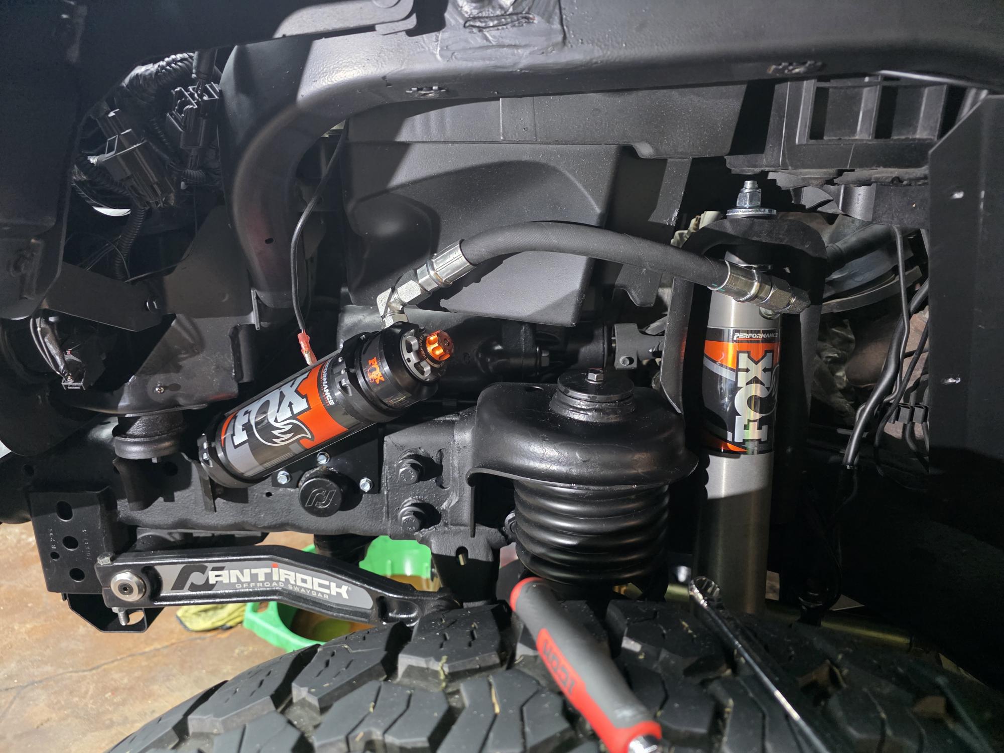 User Media for: Fox Performance Elite Series 2.5 Reservoir Front Shocks -  2.5-4in Lift  - JK 