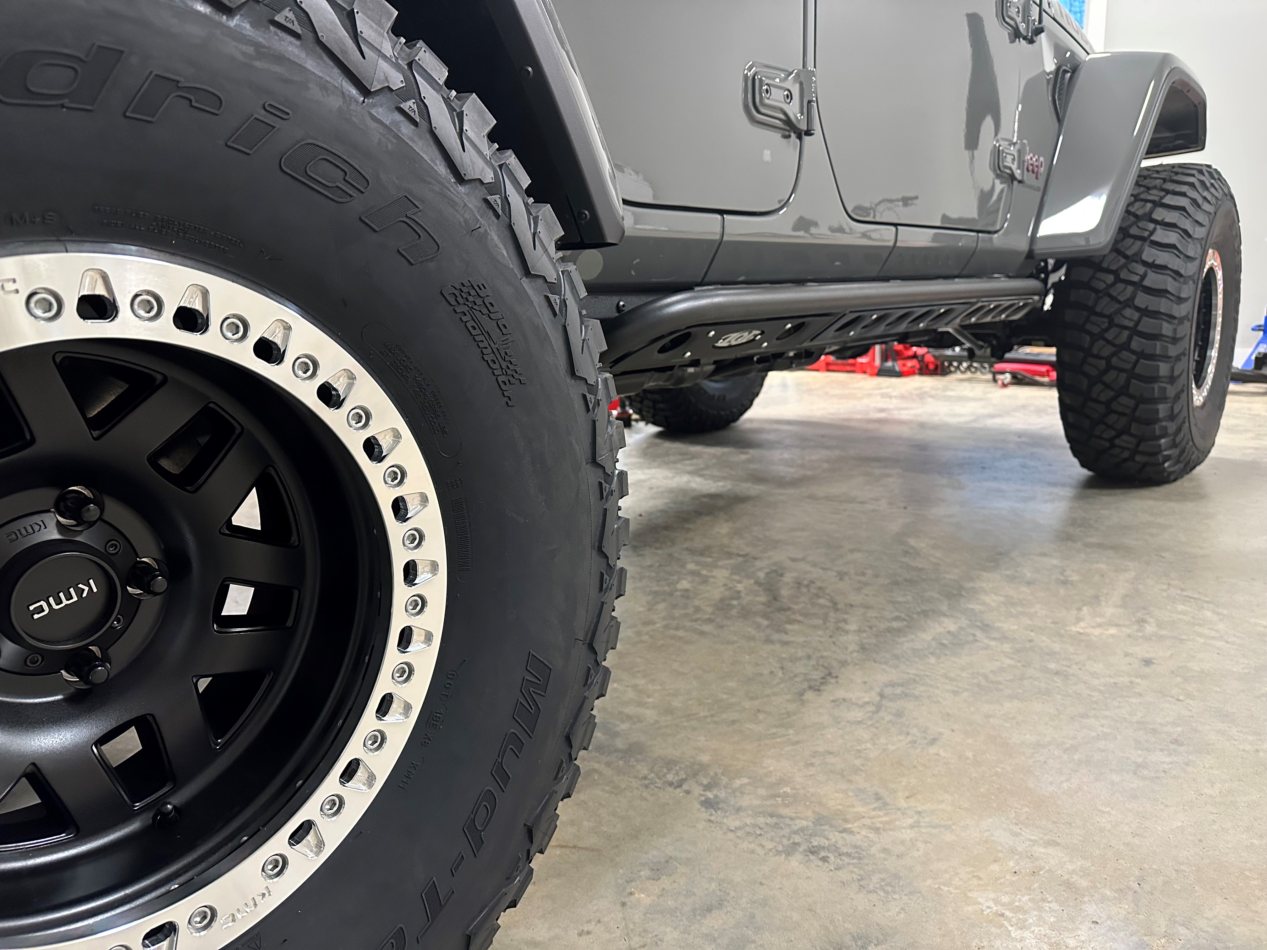 User Media for: LOD Signature Series Frame Mounted Rock Sliders  - JL 4Dr