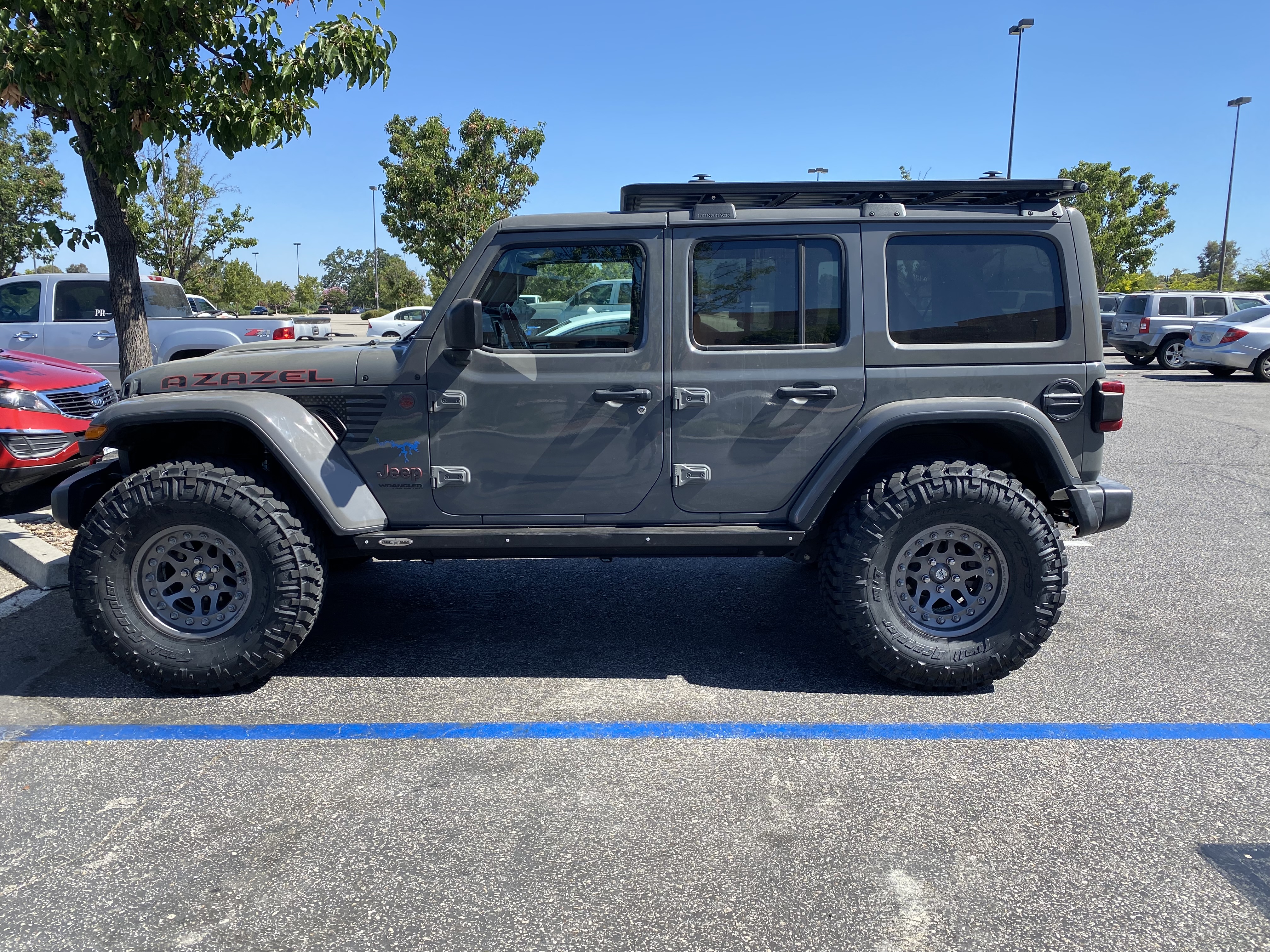 User Media for: Hutchinson Rock Monster Beadlock Wheel 17x8.5 5x5 Matte Black w/ Black Caps - JT/JL/JK