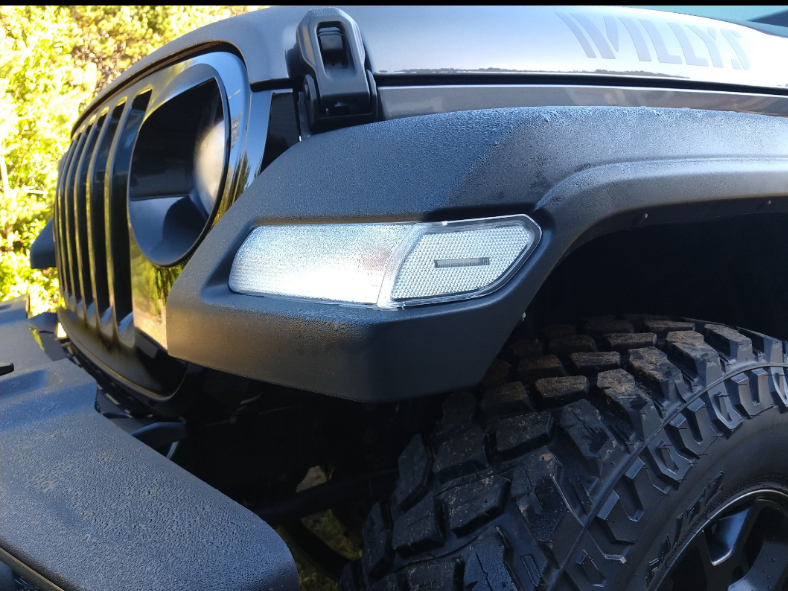 User Media for: Diode Dynamics LED Sidemarkers Clear Set - JL