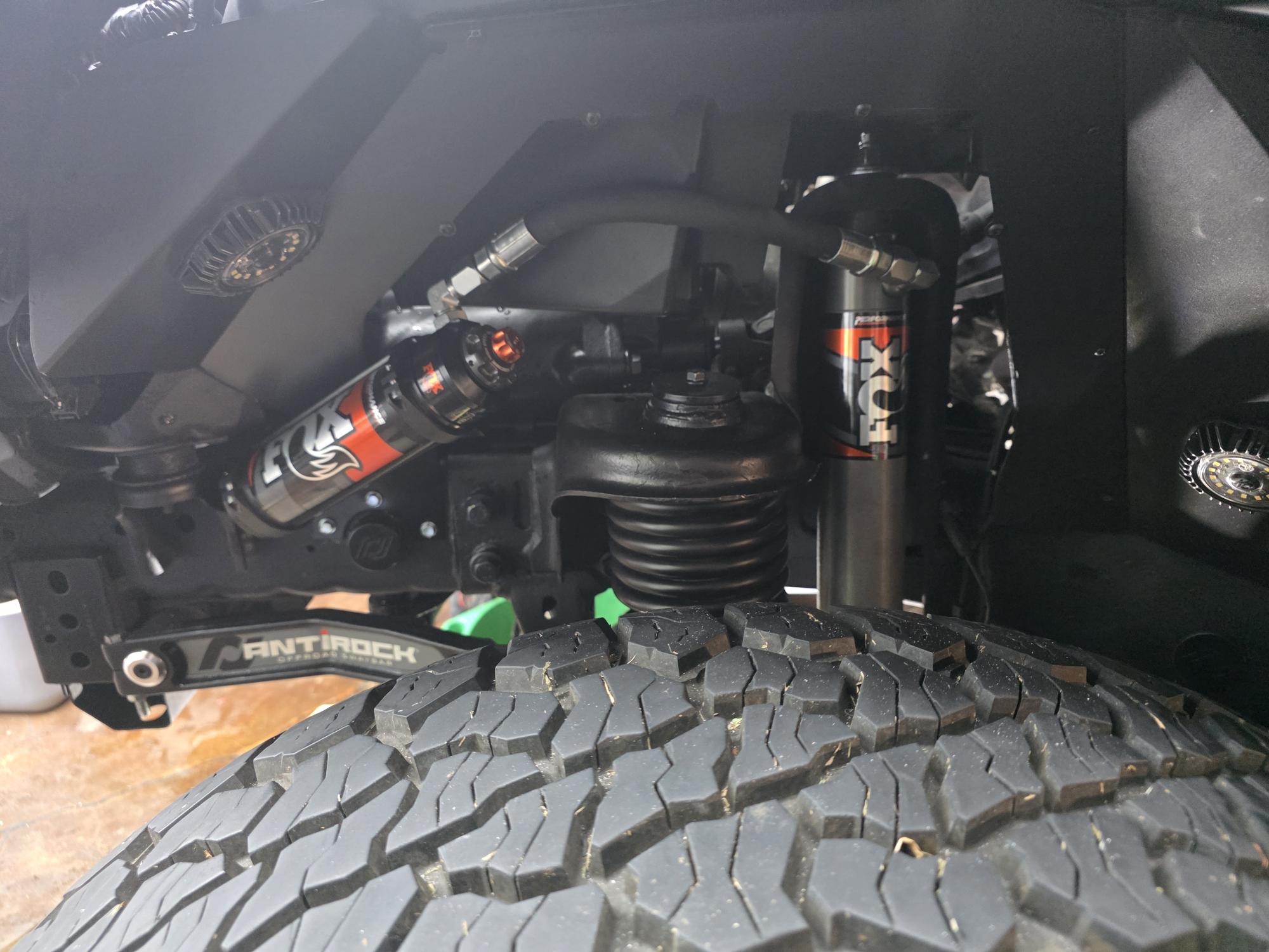 User Media for: Fox Performance Elite Series 2.5 Reservoir Front Shocks -  2.5-4in Lift  - JK 
