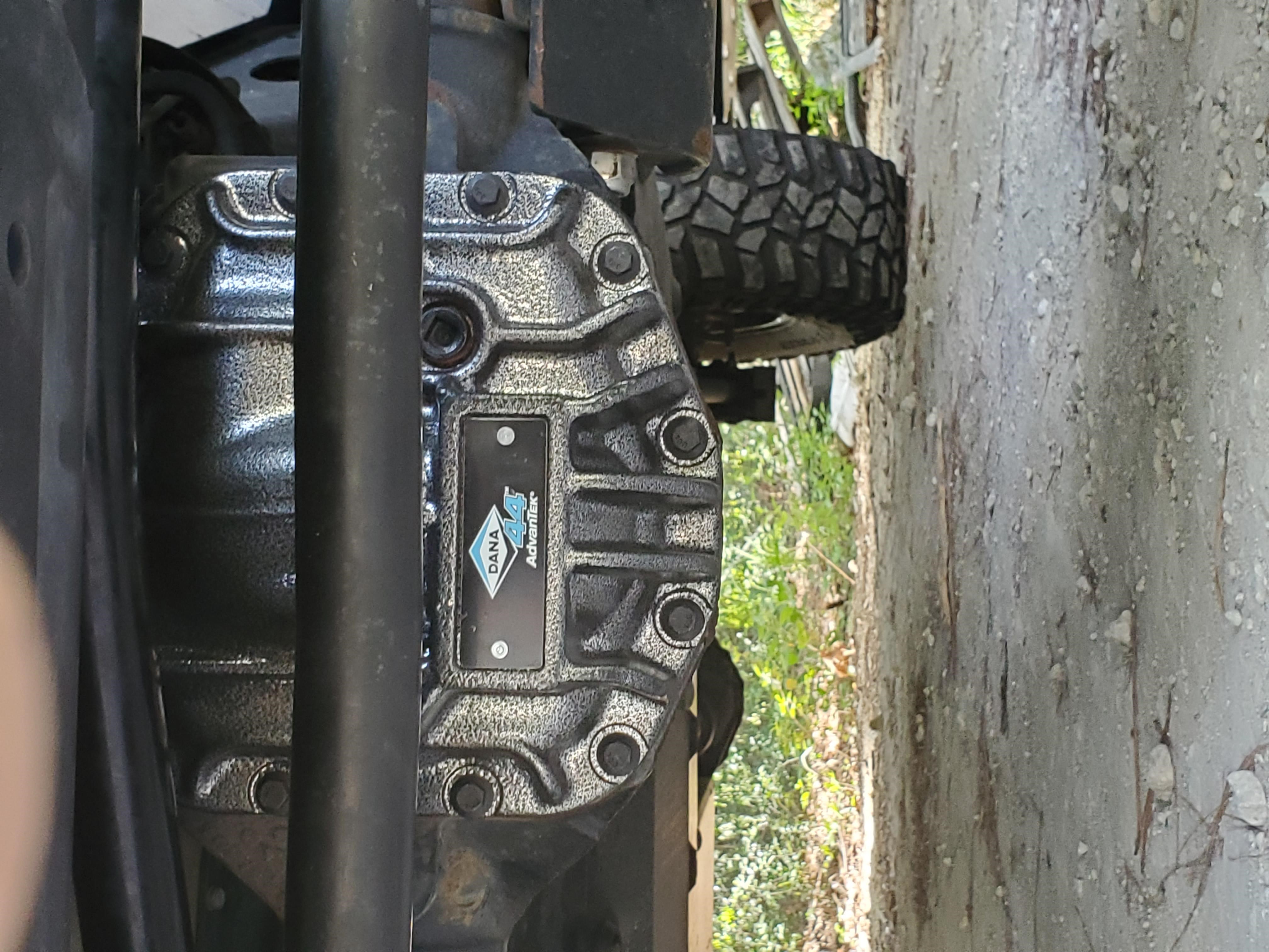 User Media for: Dana 44 AdvanTEK Rear Differential Cover Kit  - JT/JL