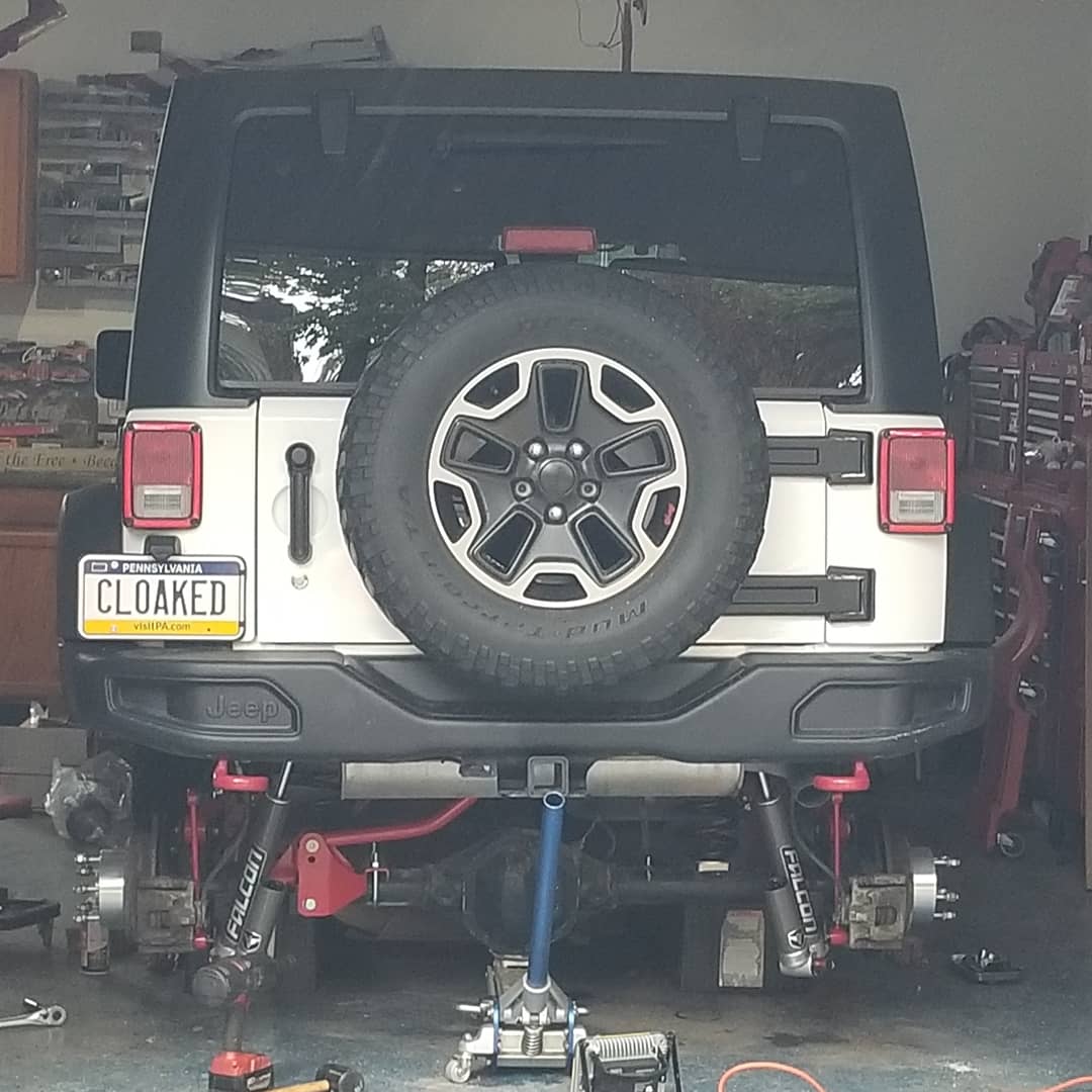 User Media for: Teraflex Falcon Series 3.3 Adjustable Piggyback Shocks Front & Rear Kit 5-6in Lift - JK 4DR