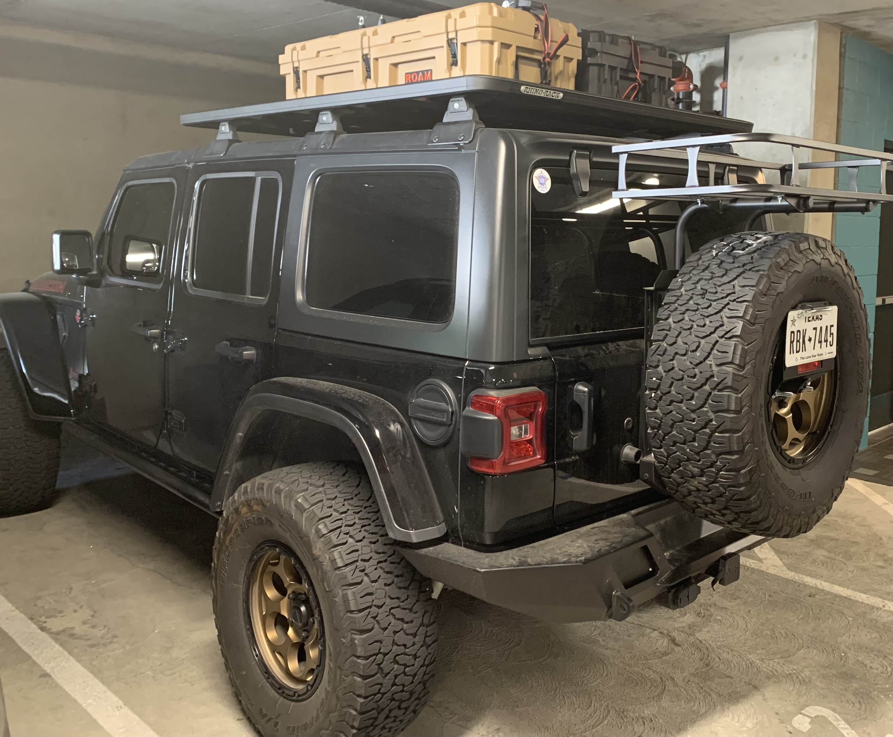 User Media for: LOD Destroyer Full Width Rear Bumper w/Tire Carrier, Black  - JL