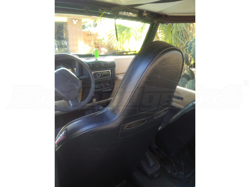 MasterCraft Nomad Front Seat Black Pair (Part Number: 525200) User Media for: MasterCraft Nomad Front Seat Black Pair