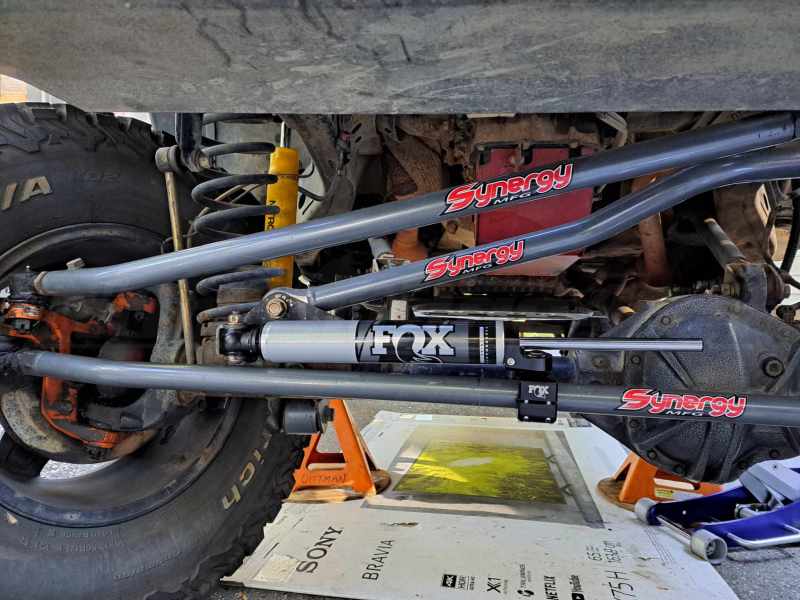 Fox 2.0 TS Steering Stabilizer, Stock & 1 3/8in Tie Rod Clamp (Part Number: 985-02-121) User Media for: Fox 2.0 TS Steering Stabilizer, Stock & 1 3/8in Tie Rod Clamp - JK