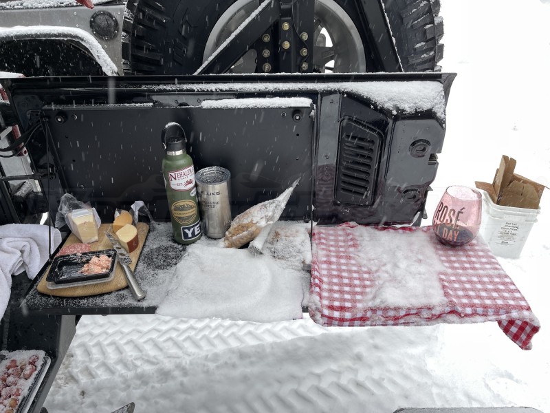 Front Runner Outfitters Drop Down Tailgate Table (Part Number: TBRA030) User Media for: Front Runner Outfitters Drop Down Tailgate Table - JL/JK