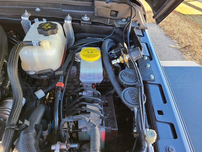 ARB 12V Twin Compressor (Part Number: CKMTA12) User Media for: ARB 12V Twin Compressor