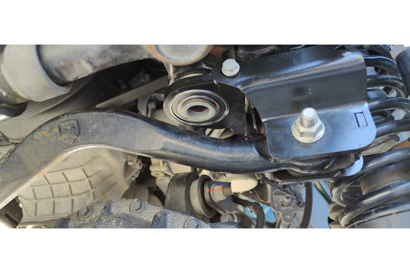 Steer Smarts Yeti XD Sector Shaft Brace w/ Frame Side Track Bar Bracket ( Part Number: SSS79040002) Steer Smarts Yeti XD Sector Shaft Brace w/ Frame Side Track Bar Bracket ( Part Number: 79040002)