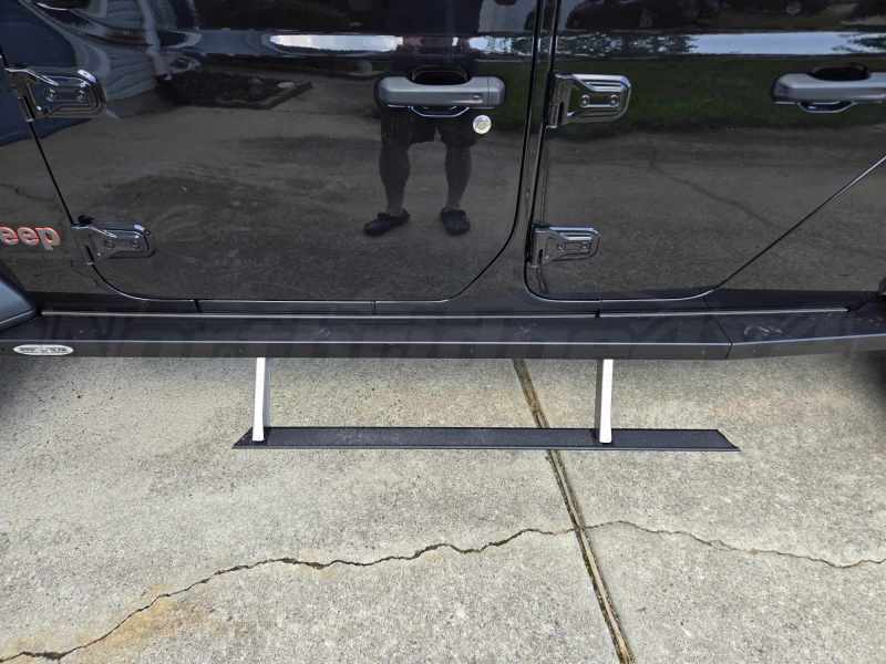 Rock Slide Engineering Side Step Sliders ( Part Number: RSEBD-SS-301-JT4) Rock Slide Engineering Side Step Sliders ( Part Number: BD-SS-301-JT4)